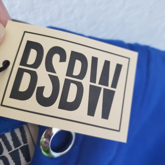 LF BSBW mix media cropped sweatshirt hoodie NWT - Picture 10 of 10